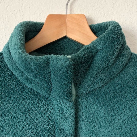 PATAGONIA Re-tool Snap-T Fleece Pullover Sweater in Regan Green – Girl's XL - Picture 4 of 15
